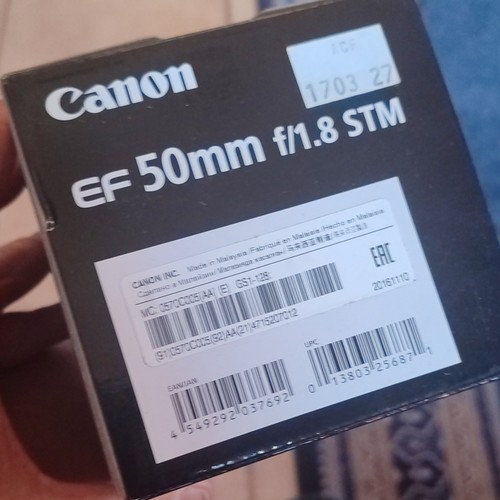 Canon 50mm 8 - f/1.8, stm