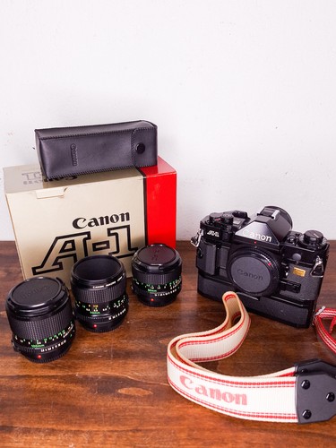 Canon 35mm film camera kit - camera,
